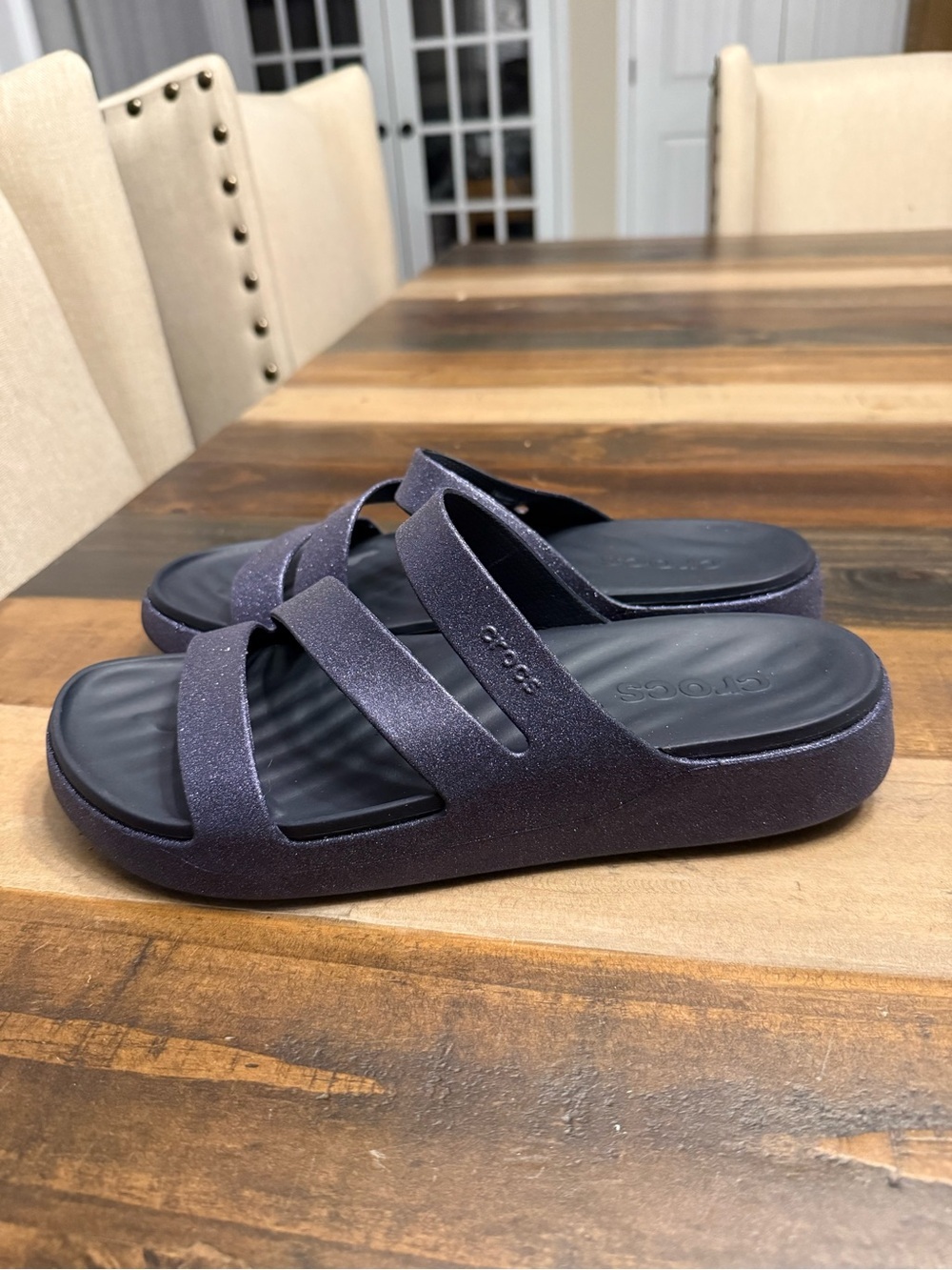 Crocs Women's Soho Y-Strap Sandal